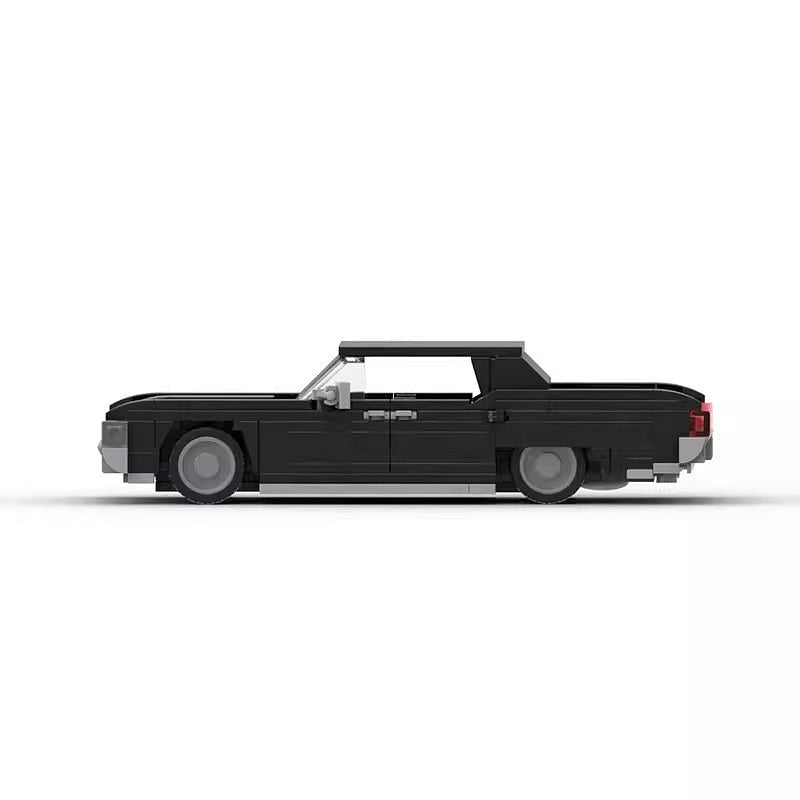 1965 American Luxury Sedan MOC Vehicle Building Kit | Classic Car Design - 4