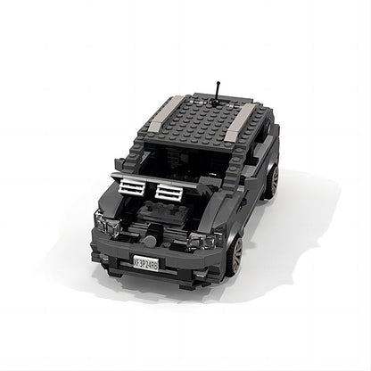 1:21 Compact Crossover SUV MOC Building Kit with AWD & Suspension - 5