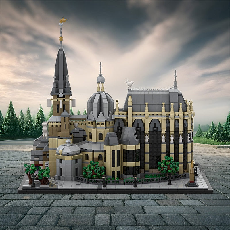 Aachen Cathedral Building Kit | LEGO-Compatible MOC - 1