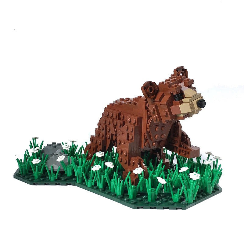 Bear Cub Wildlife MOC Building Kit | Detailed Animal Display Model - 4