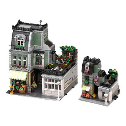 Carpenter Workshop Modular Building Kit | Urban Grocery and Apartment MOC - 1