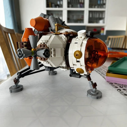 Exploration Ship MOC Building Kit | Sci-Fi Spacecraft Display Model - 2