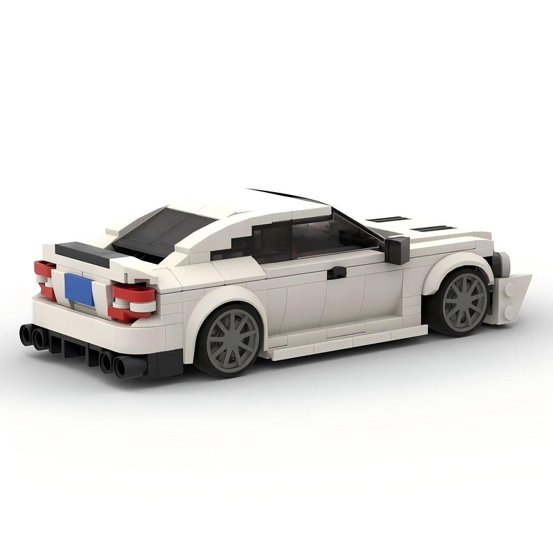German Luxury Sport Coupe W204 Building Kit | LEGO-Compatible MOC - 3