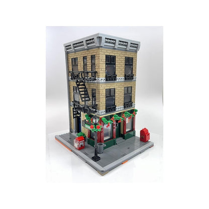 Irish Pub & Apartment Modular MOC Building Kit - 4