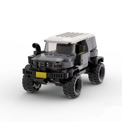 Japanese Retro Off-Road SUV 4x4 Cruiser - 1