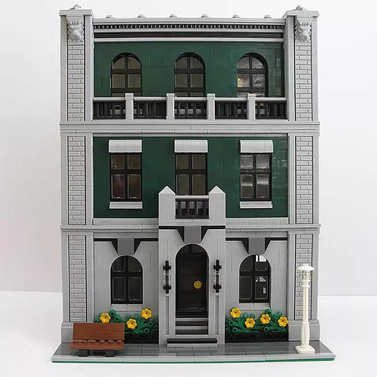 Lion Heart Hotel MOC Building Kit Luxury Architecture Model - 1