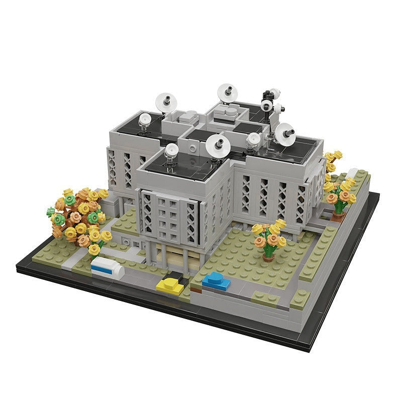 Mysterious Research Lab MOC Building Kit | Retro Sci-Fi Diorama - 2