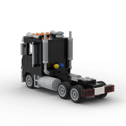 Old Semi Truck MOC Building Kit | Classic Heavy Cargo Vehicle Model - 3