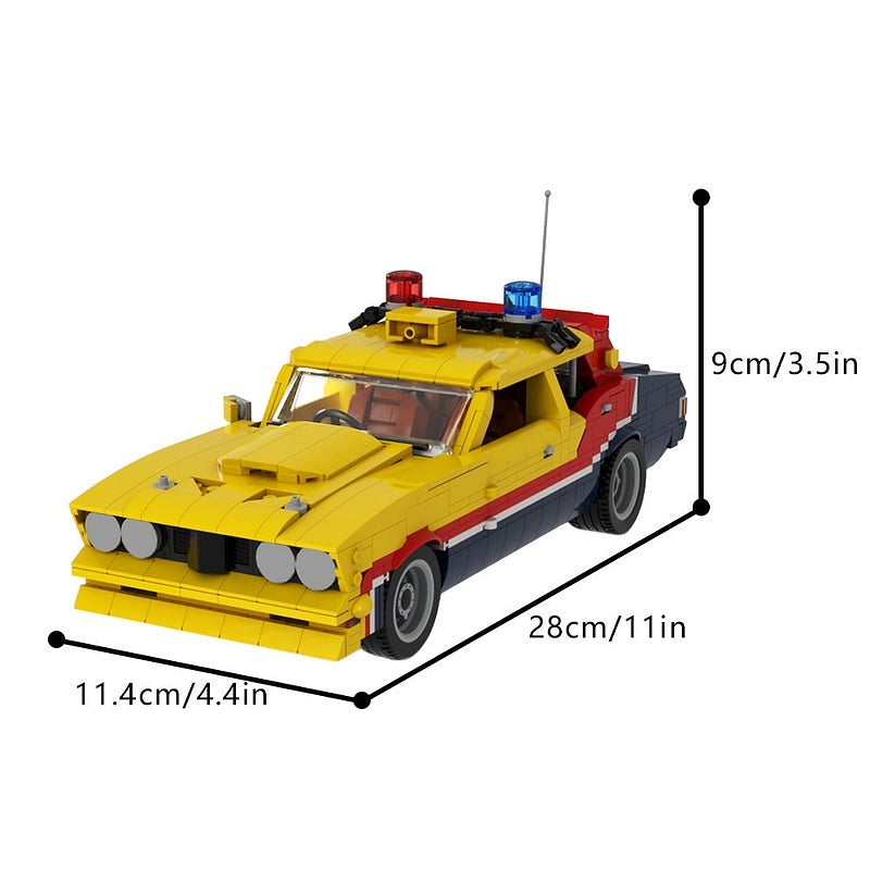 Post-Apocalyptic V8 Interceptor MOC Building Kit | 1:18 Scale Vehicle - 4