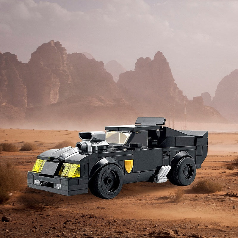 Post-Apocalyptic V8 Interceptor Muscle Car Building Kit | LEGO-Compatible MOC - 1