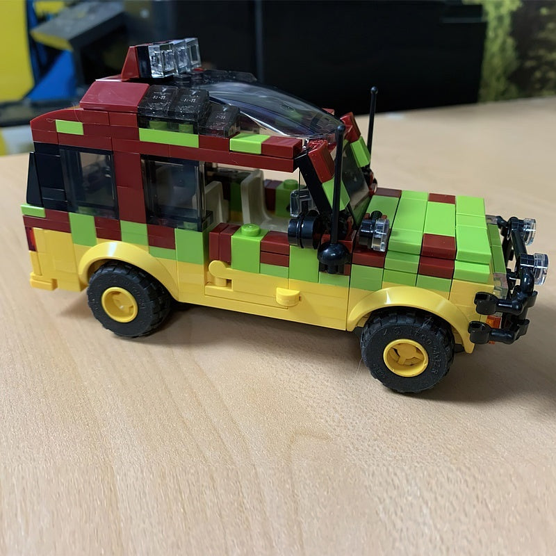 Prehistoric Park Tour Vehicle MOC Building Kit | Safari Adventure Model - 3