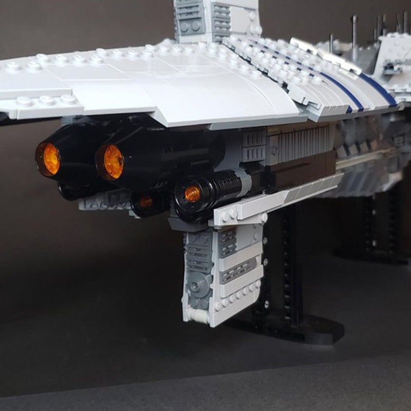 Sci-Fi Capital Star Frigate Building Kit | UCS-Scale LEGO-Compatible MOC - 3