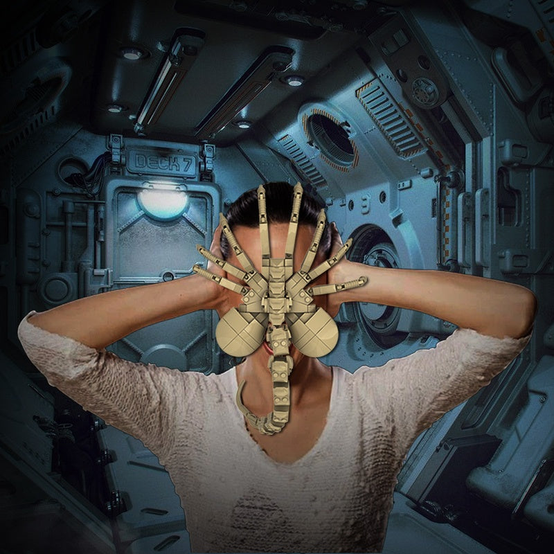 Sci-Fi Parasite Creature MOC Building Kit | Display Figure - 2