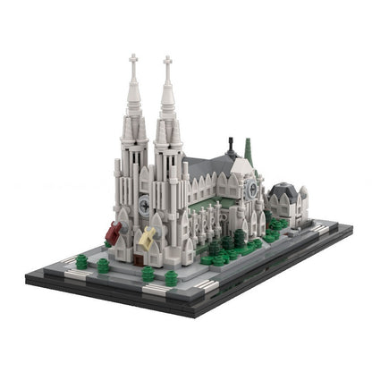 St. Patrick's Cathedral MOC 1:800 Scale Historic Architecture Building Kit - 2