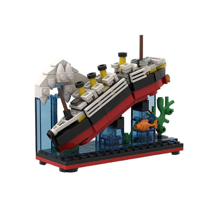 The Micro Titanic Ship Model Building Kit | LEGO-Compatible MOC - 1