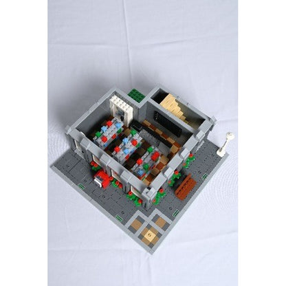 Three-Story Modular Corner Store & Apartment MOC Building Kit - 2