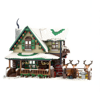 Winter Village Reindeer Ranch MOC Building Kit - 1